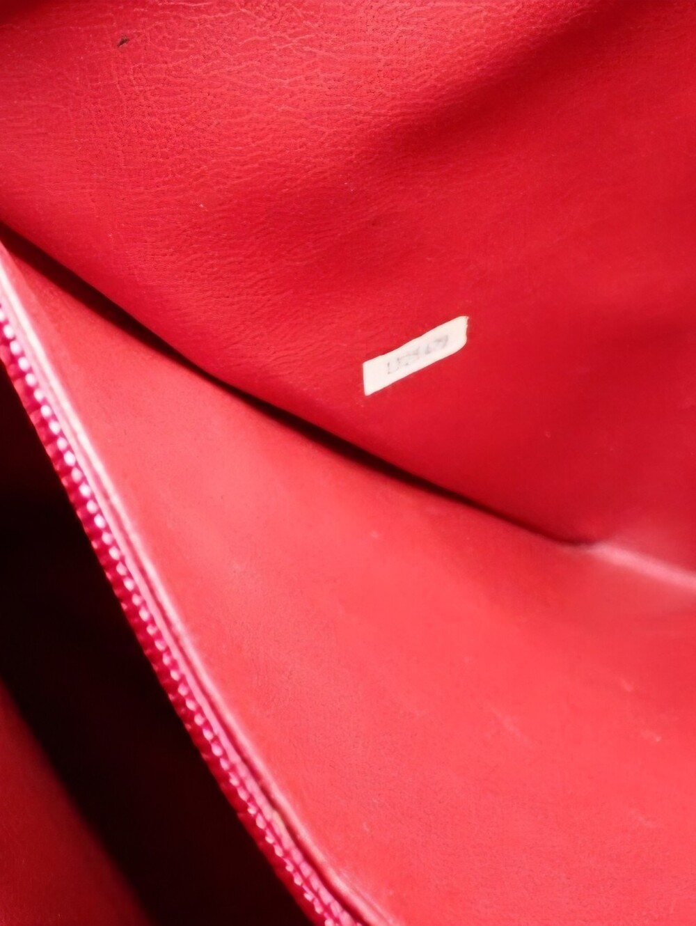 Chanel Red Quilted Lambskin CC Logo Charm Chain Tote Bag Vintage - Picture 10 of 11